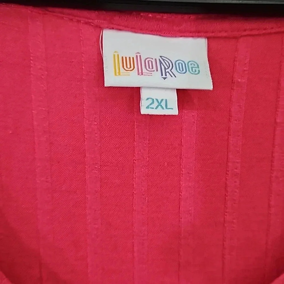 LuLaRoe Christy Pink Feminine Plus Size Tee size 2X - Picture 3 of 7